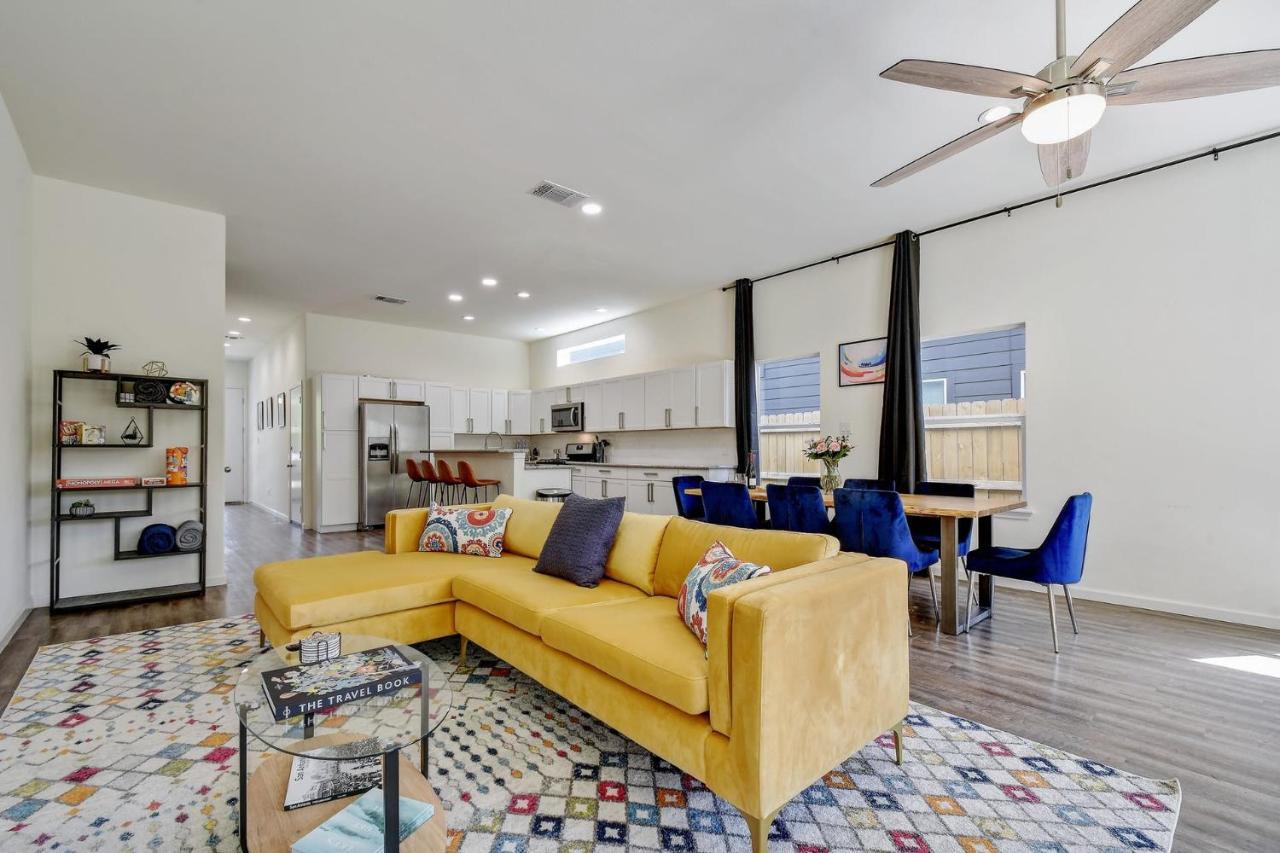 Family Stay! Near Downtown, Coffee Bar, King Bed Сasa de vacaciones San Antonio