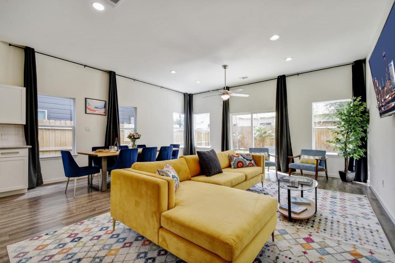 Family Stay! Near Downtown, Coffee Bar, King Bed Сasa de vacaciones