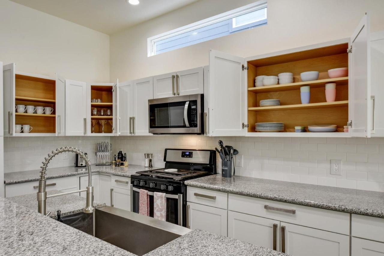 Family Stay! Near Downtown, Coffee Bar, King Bed *